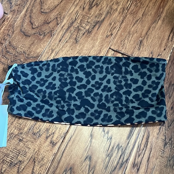 Good American Reversable Strapless Bikini - Picture 3 of 4